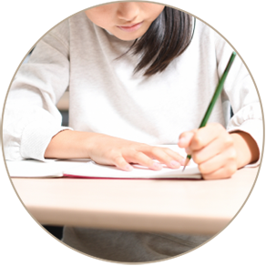 小・中学校へ通う子どもがいるので通う学校は変えたくない