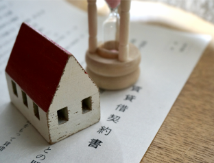 別居するパートナーの引越先や引越し資金の相談可